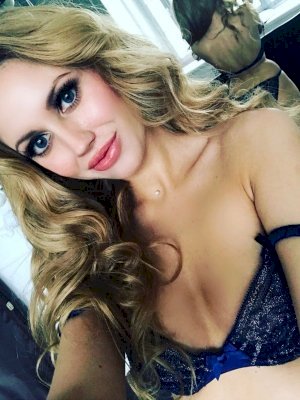 פמלה מדהימה